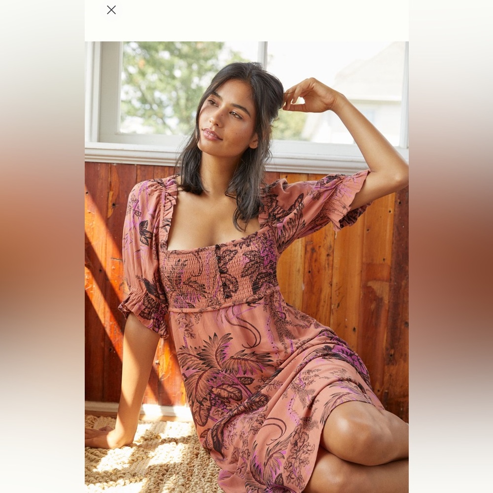 Puff Sleeved Mini Dress